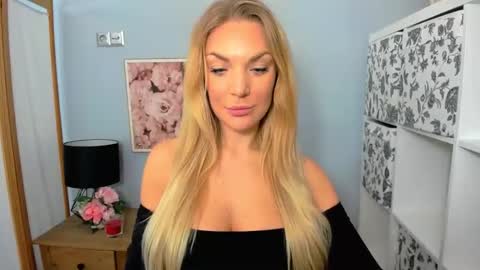 AulloraSensual online show from December 16, 6:32 am