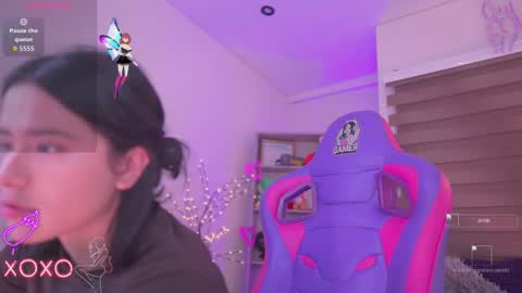 Snapshot of aura_rouss chatting on September 30, 1:17 pm aura_rouss online show from September 30, 1:17 pm