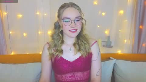 Kate online show from March 4, 3:37 pm