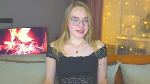 Kate online show from December 23, 3:55 pm