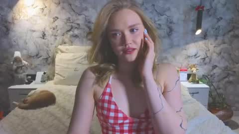 Kate online show from May 2, 11:24 am