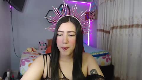 Snapshot of aurora_shy_ chatting on February 20, 8:14 pm Aurora  online show from February 20, 8:14 pm