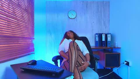 Ariana online show from February 2, 8:52 pm