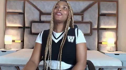 Ariana online show from November 27, 9:17 pm