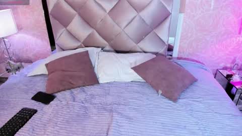 Aurora online show from January 28, 8:04 pm