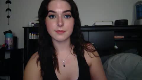 auroralightz1 online show from October 1, 1:32 am