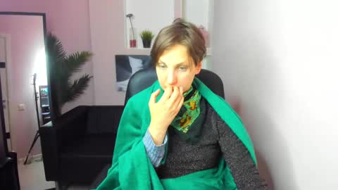 Aurora online show from February 23, 3:07 am