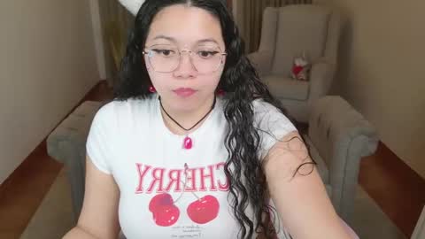 Aurora online show from February 24, 10:30 pm