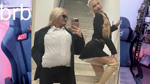 Snapshot of aurorawrenfield chatting on September 9, 1:33 pm aurorawrenfield online show from September 9, 1:33 pm