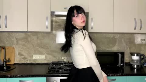 Alice online show from April 10, 4:51 am