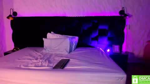 ava_bonny online show from June 18, 4:14 am