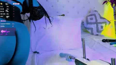  AVA MALAIKA online show from March 11, 10:30 am