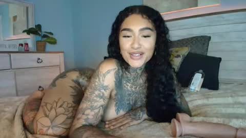 Ava Eve online show from March 6, 7:47 am