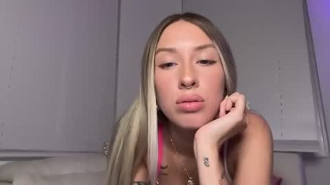avablakexoxo online show from June 15, 2:45 am