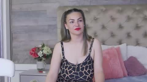 AvaHnason online show from April 29, 5:40 pm