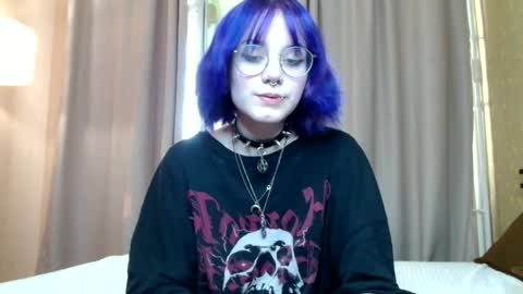 avaobierne online show from May 5, 6:16 am