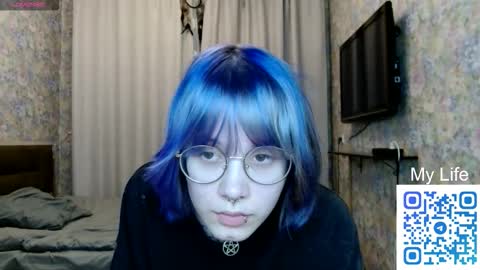 avaobierne online show from March 14, 7:37 pm