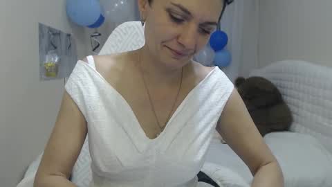 Snapshot of avasaturnian chatting on September 26, 12:36 pm avasaturnian online show from September 26, 12:36 pm