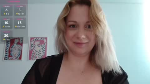 Avery online show from June 22, 3:25 am