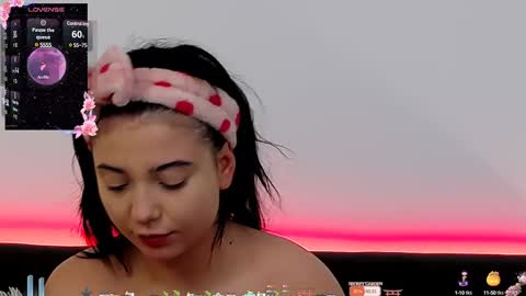 Snapshot of averywillow chatting on February 5, 12:38 pm AveryWillow online show from February 5, 12:38 pm