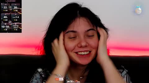 Snapshot of averywillow chatting on January 8, 9:55 pm AveryWillow online show from January 8, 9:55 pm