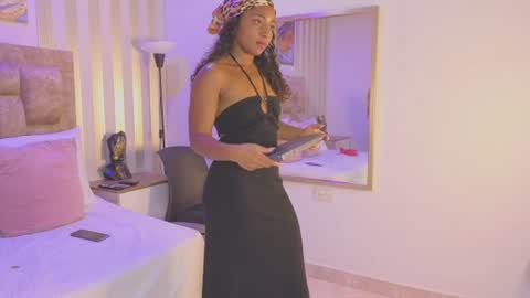 AVIS  online show from July 22, 7:48 pm