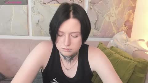 ayaks online show from December 5, 9:21 am