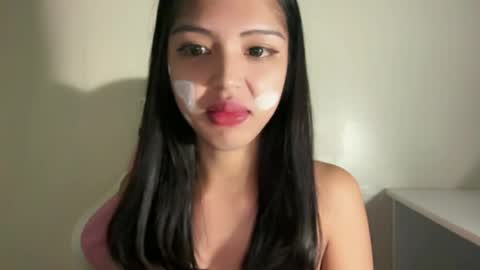 ayalvrs18 online show from July 8, 6:43 pm