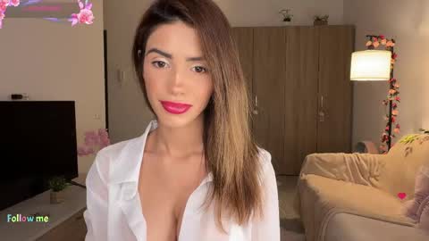 Alya online show from May 18, 7:42 pm