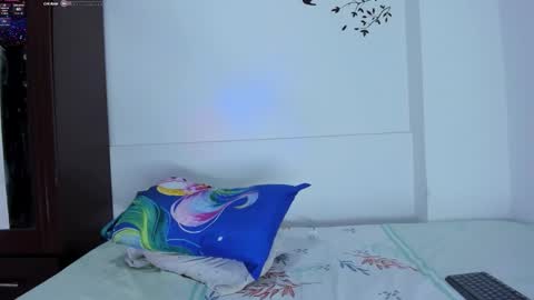 Snapshot of ayheleen_sexygirl3 chatting on September 10, 10:32 pm Mariana online show from September 10, 10:32 pm
