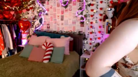 Ayla hill online show from March 11, 3:55 am