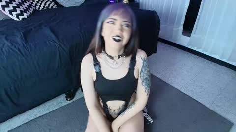 Aylen online show from November 12, 9:13 pm