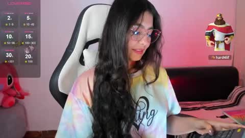 Aylen online show from June 8, 1:12 am