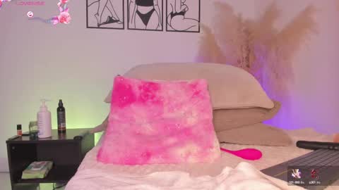 Snapshot of aylinnzambrano_ chatting on September 11, 12:38 pm Aylin online show from September 11, 12:38 pm