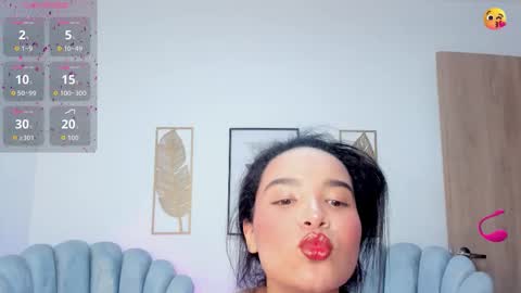 Snapshot of ayshel_cooperr chatting on September 25, 4:22 am ayshel_cooperr online show from September 25, 4:22 am