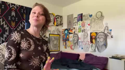 Azerai online show from April 21, 4:14 pm