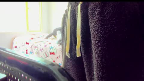 Azu Moure online show from January 7, 6:22 pm