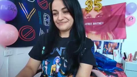 Azucena R online show from April 30, 8:57 pm
