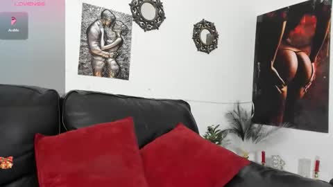 lenna online show from March 5, 4:58 pm