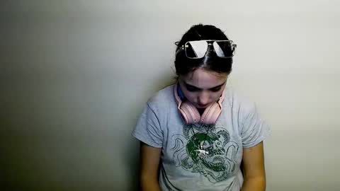 azumi_chan_ online show from December 22, 10:35 pm