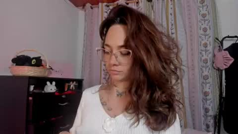 azumi saan online show from June 22, 3:25 am