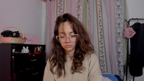 azumi saan online show from June 26, 4:03 am