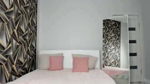 Monica online show from March 10, 3:10 am