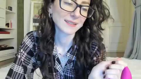 Snapshot of babby_jewel chatting on December 24, 11:06 am babby_jewel online show from December 24, 11:06 am