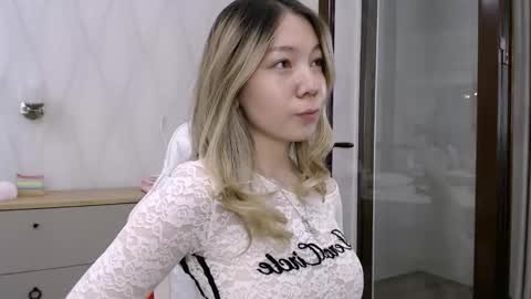 Snapshot of babby_rabbit_ chatting on September 17, 12:58 pm Cute Raby online show from September 17, 12:58 pm