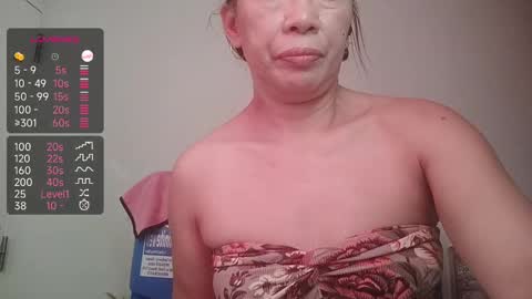 Snapshot of babe4u1234 chatting on December 19, 3:07 am babe4u1234 online show from December 19, 3:07 am