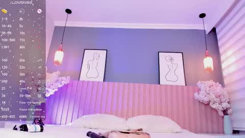 babe_sophiee online show from October 10, 3:44 am