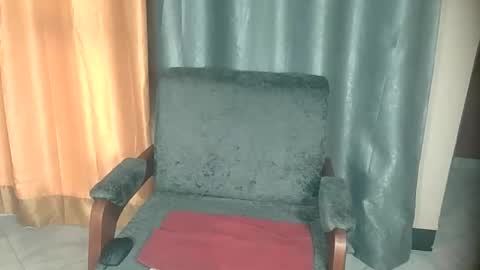 babirye990225 online show from March 13, 9:32 am