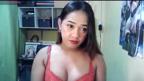 Snapshot of baby_cassandra chatting on December 15, 7:46 am cassandra online show from December 15, 7:46 am