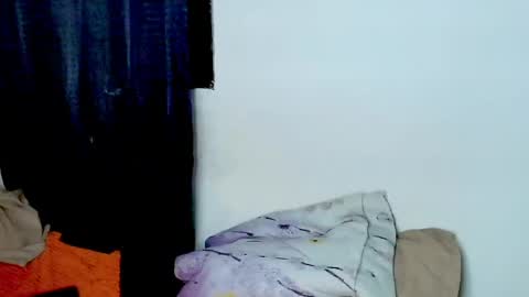 baby_harlow15 online show from May 8, 11:39 pm